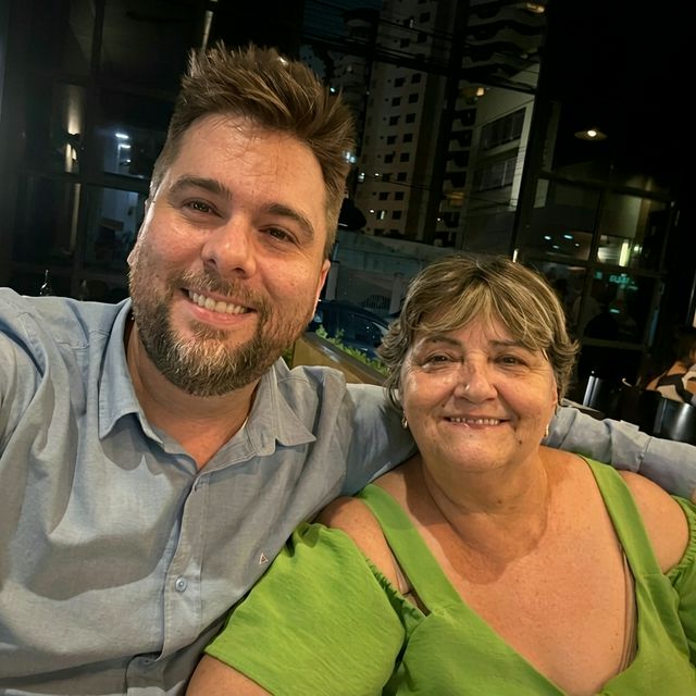 William e sua m&atilde;e Ros&acirc;ngela